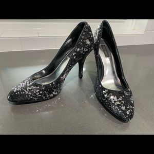 White House Black Market , Black /sequin holiday party 4” heel, size 9m